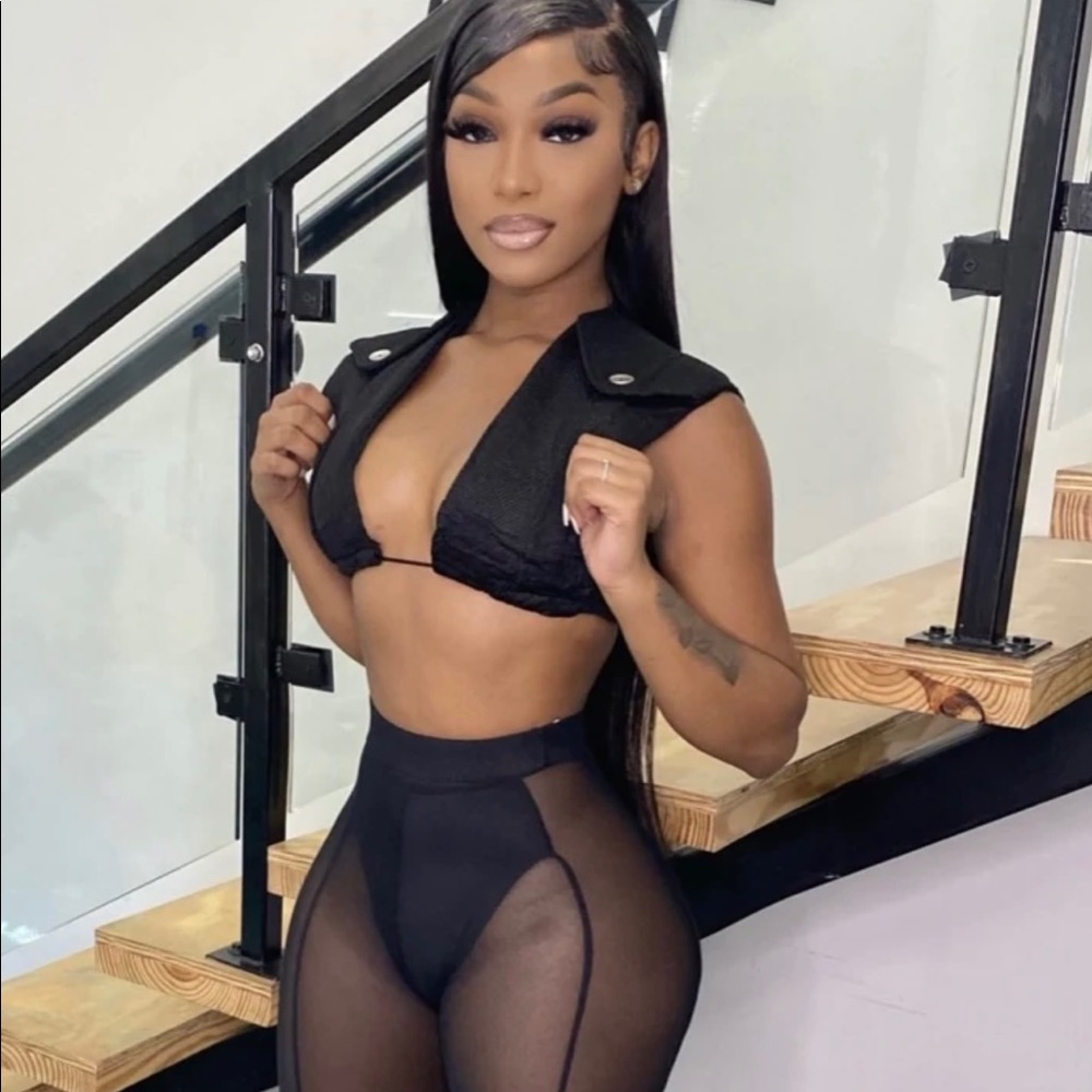 2 piece set. - Picture 4 of 4